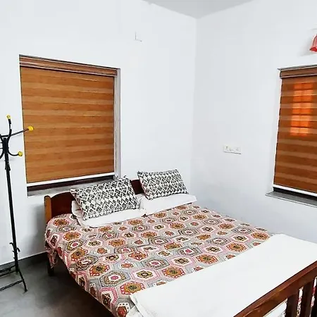 Forestay -3 Bhk Villa Kochi Pallipuram Exterior photo