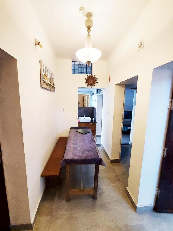 Forestay -3 Bhk Kochi *
